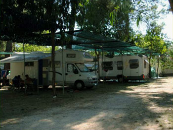 sosta camper con luce gargano